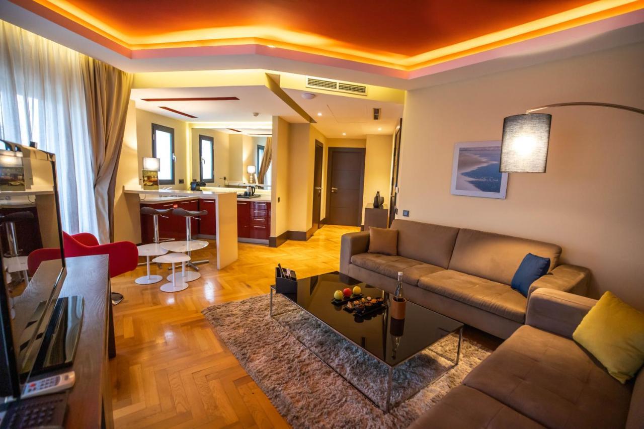 Gray Boutique Hotel Casablanca Eksteriør bilde A suite at the hotel