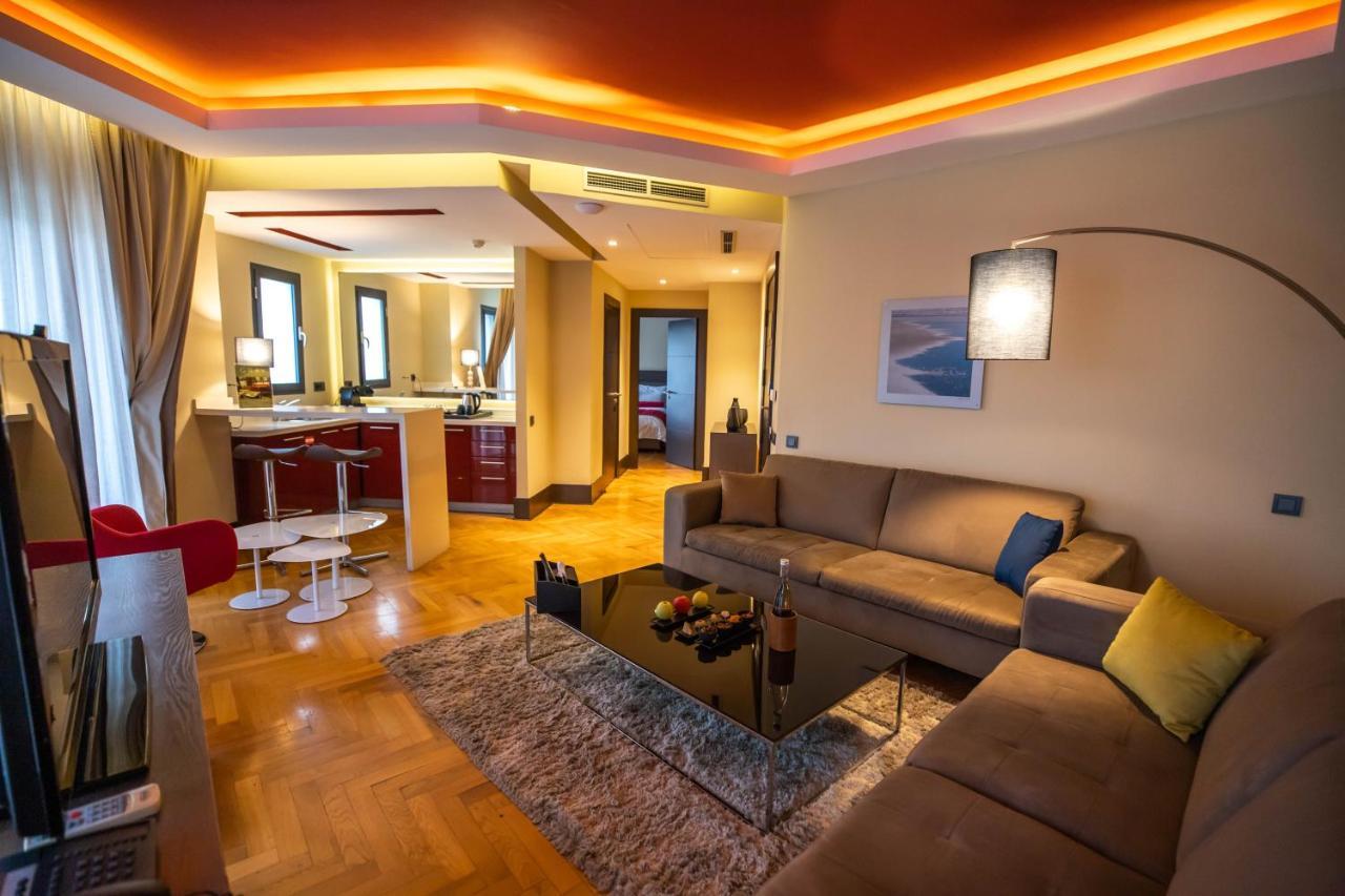 Gray Boutique Hotel Casablanca Eksteriør bilde A suite at the hotel